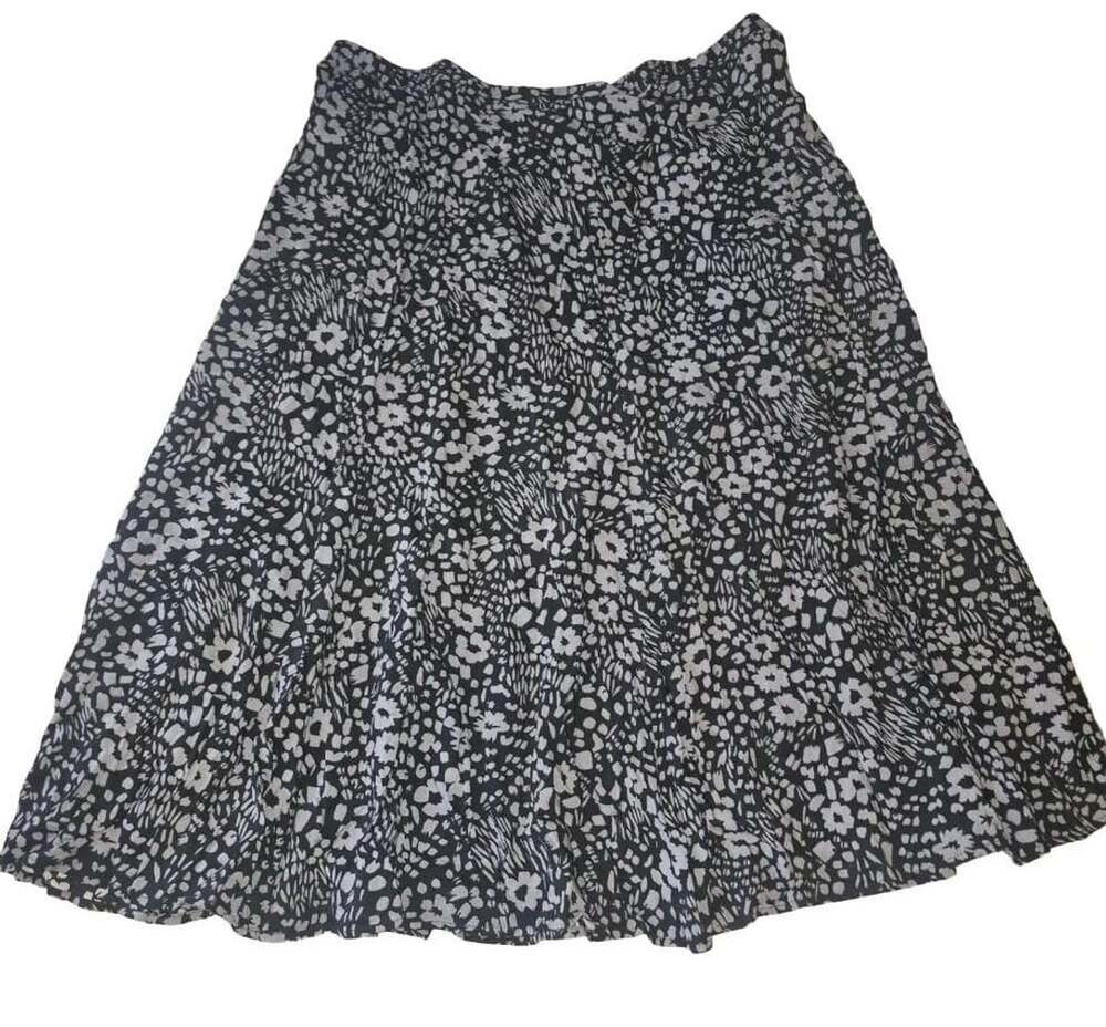White Stag Floral Midi Skirt Size 18 Grey Rayon